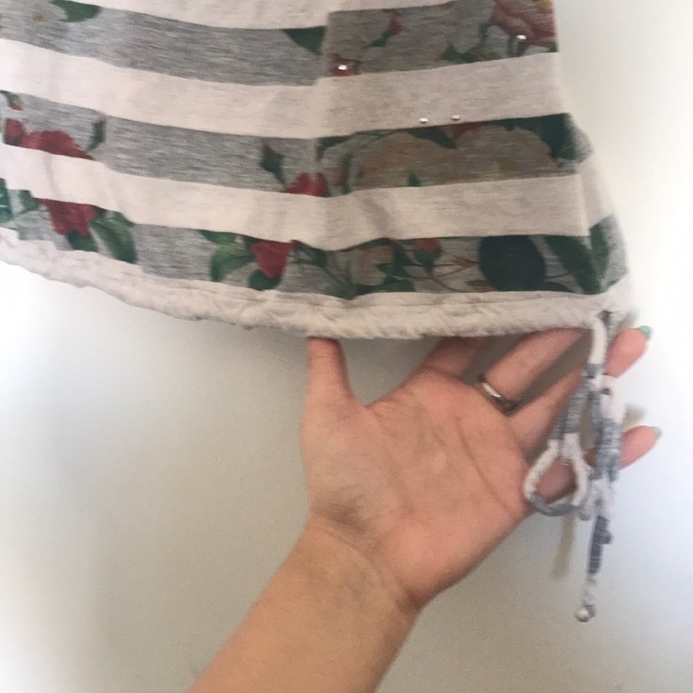 Tank top - Picture 2 of 3